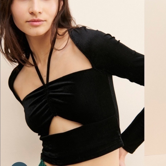 Black ripped crop top - Picture 4 of 4